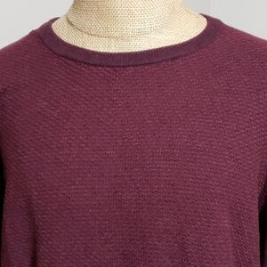 Under armour burgandy wine knit sweater ❤